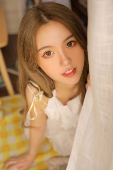 楼上女邻居