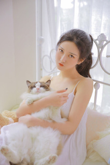 明星专题：莫妮卡·白拉德奴